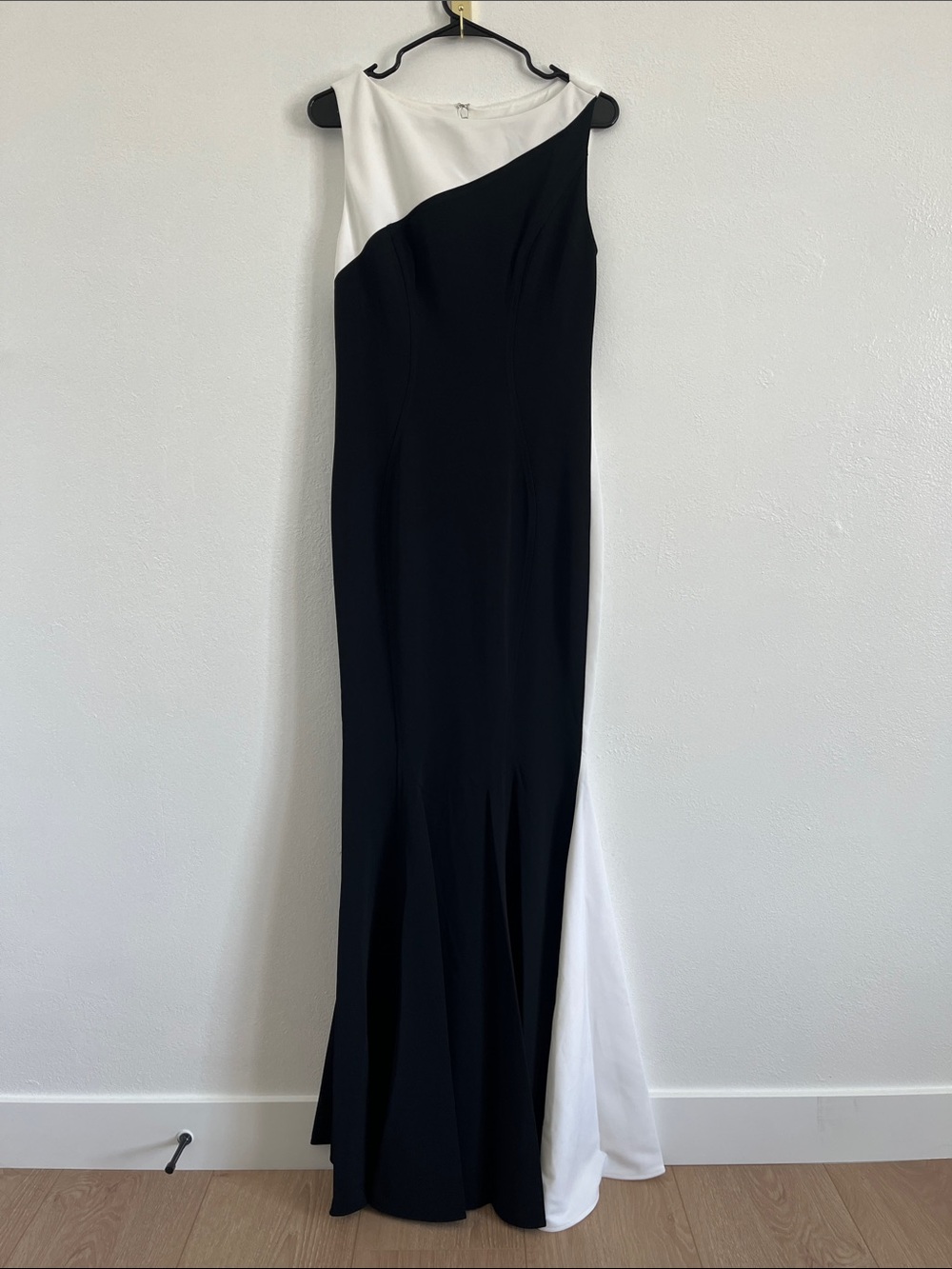 Zac Posen Colorblock Black and White One-Shoulder Evening Camille Gown Size 8